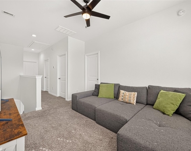 632 Silver Pear Court - Photo Thumbnail 32