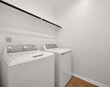 632 Silver Pear Court - Photo Thumbnail 42