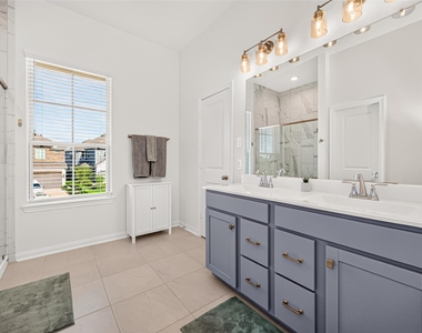 632 Silver Pear Court - Photo Thumbnail 25
