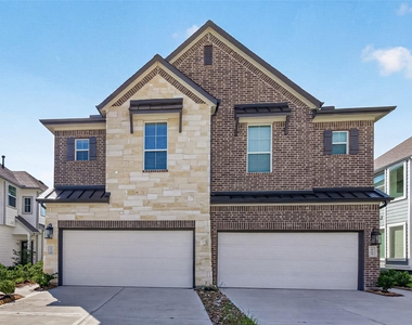 632 Silver Pear Court - Photo Thumbnail 2