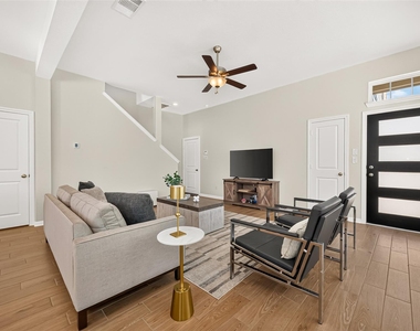 632 Silver Pear Court - Photo Thumbnail 7