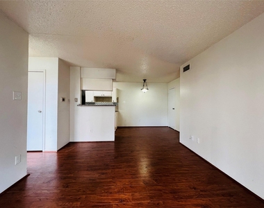 2750 Holly Hall Street - Photo Thumbnail 6