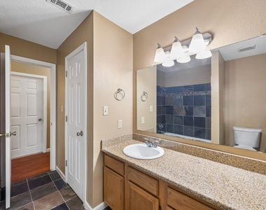 422 Nursery Road - Photo Thumbnail 9