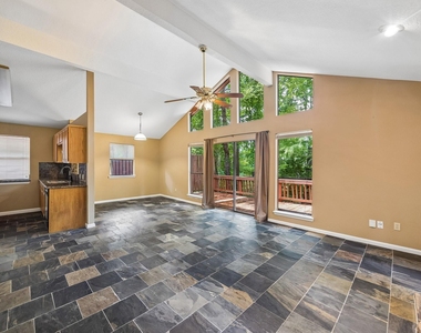 422 Nursery Road - Photo Thumbnail 5