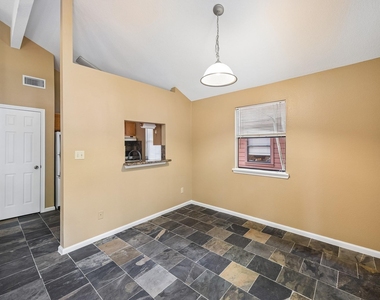 422 Nursery Road - Photo Thumbnail 13