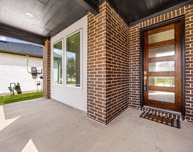 28450 Hazel Trail - Photo Thumbnail 5