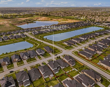 28450 Hazel Trail - Photo Thumbnail 2
