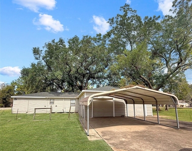 819 W Kyle Road - Photo Thumbnail 10