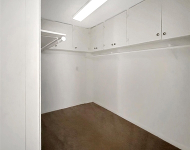 819 W Kyle Road - Photo Thumbnail 19