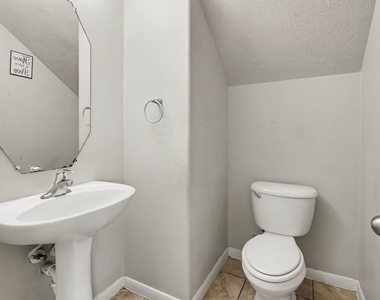 19534 Country Canyon Drive - Photo Thumbnail 11
