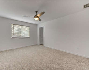 3550 Lovebird Lane - Photo Thumbnail 13