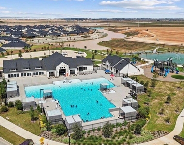 3550 Lovebird Lane - Photo Thumbnail 26