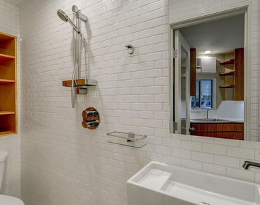 3407 Graustark Street - Photo Thumbnail 7