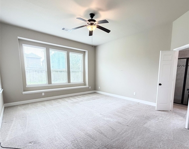 29322 Wood Lily Drive - Photo Thumbnail 15