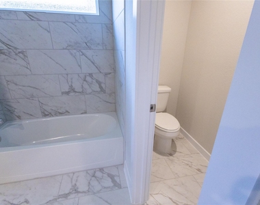 14622 Diamond Dove Lane - Photo Thumbnail 6