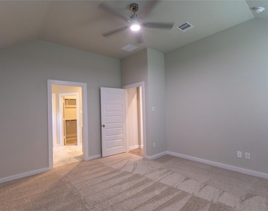 14622 Diamond Dove Lane - Photo Thumbnail 5
