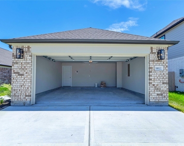 14622 Diamond Dove Lane - Photo Thumbnail 2