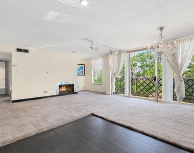 2333 Bering Drive - Photo Thumbnail 9