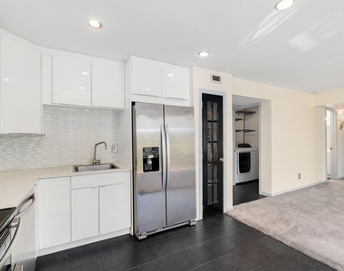 2333 Bering Drive - Photo Thumbnail 17