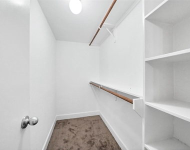 3633 Main Plaza Drive - Photo Thumbnail 14