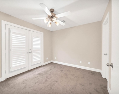 3633 Main Plaza Drive - Photo Thumbnail 5