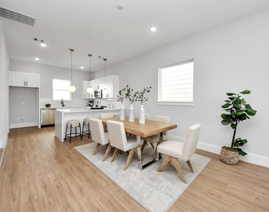 4812 Cochran Street - Photo Thumbnail 10