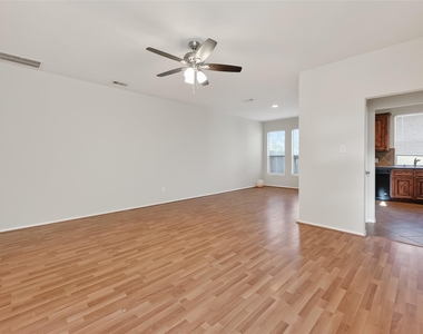 16526 Pentonshire Lane - Photo Thumbnail 2
