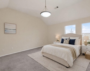16526 Pentonshire Lane - Photo Thumbnail 7