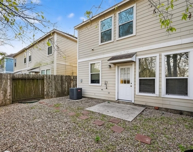 16526 Pentonshire Lane - Photo Thumbnail 16