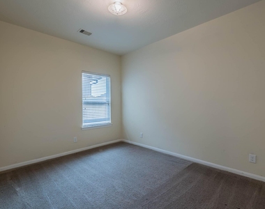 17407 Blackstone Trails Drive - Photo Thumbnail 10