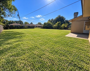 9445 Gross Street - Photo Thumbnail 17