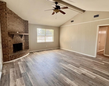 9445 Gross Street - Photo Thumbnail 8