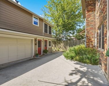 4410 Pease Street - Photo Thumbnail 25