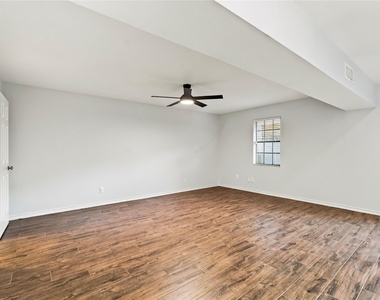 7744 Champion Pines Drive - Photo Thumbnail 4