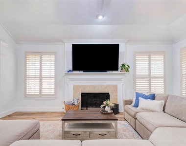 7603 Shangrila Lane - Photo Thumbnail 25