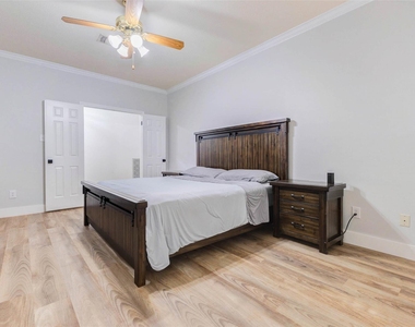 7603 Shangrila Lane - Photo Thumbnail 31