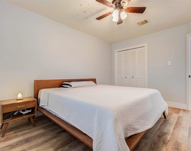 7603 Shangrila Lane - Photo Thumbnail 36