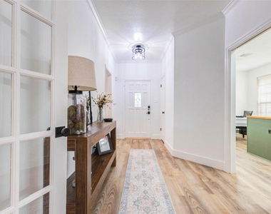 7603 Shangrila Lane - Photo Thumbnail 8