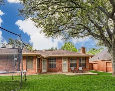7603 Shangrila Lane - Photo Thumbnail 46