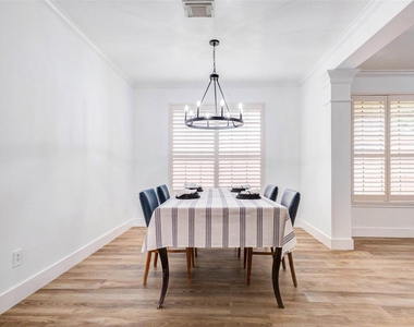 7603 Shangrila Lane - Photo Thumbnail 17