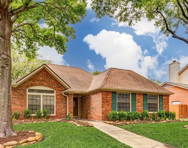 7603 Shangrila Lane - Photo Thumbnail 3