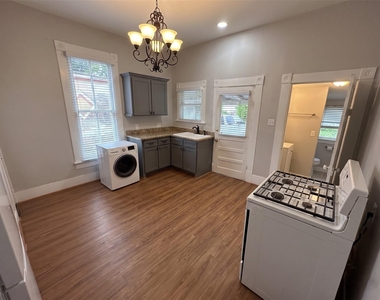 2119 Hardy Street - Photo Thumbnail 1
