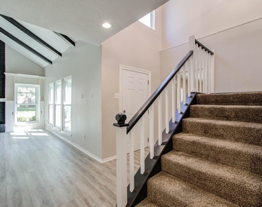 7626 Cypress Drive - Photo Thumbnail 8