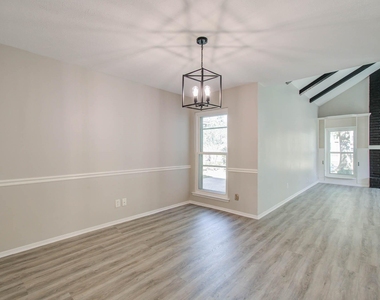 7626 Cypress Drive - Photo Thumbnail 14