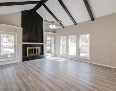 7626 Cypress Drive - Photo Thumbnail 12
