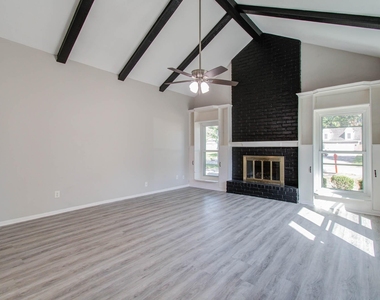 7626 Cypress Drive - Photo Thumbnail 9