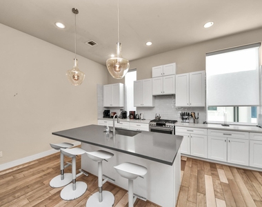 5922 Val Verde Street - Photo Thumbnail 14