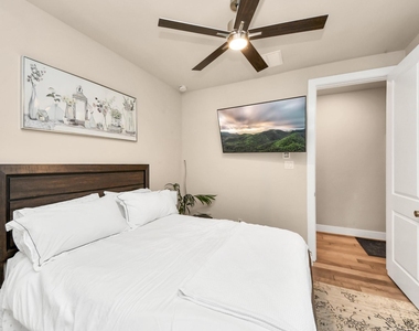 5922 Val Verde Street - Photo Thumbnail 20