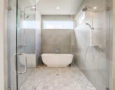 620 Delano Street - Photo Thumbnail 9
