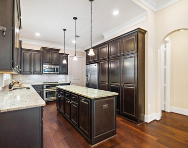 1309 Afton Street - Photo Thumbnail 4